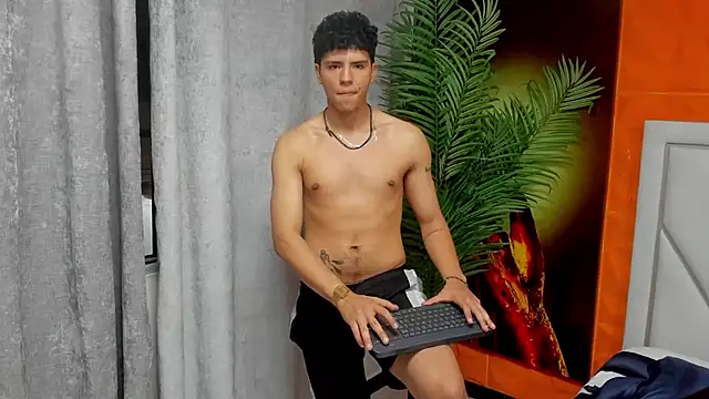 Tobias Vega online show from 28, 4, 2026