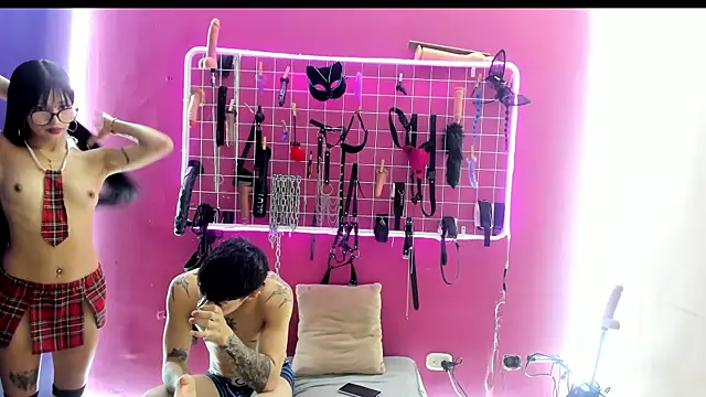 Slave Melany bdsm online show from 27, 4, 2026