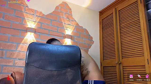 mister eithan online show from 5, 3, 2026