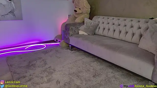 Lenna Godess online show from 13, 9, 2025