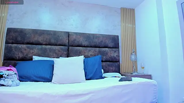 Afrodita Greenn online show from 23, 4, 2026