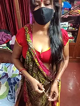 Snapshot of Little-Roshni chatting on 20, 4, 2026 Little-Roshni online show from 20, 4, 2026