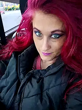 BusyB1983 online show from 21, 4, 2026