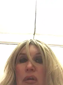 Snapshot of Snejnaya chatting on 21, 2, 2026 Snejnaya online show from 21, 2, 2026