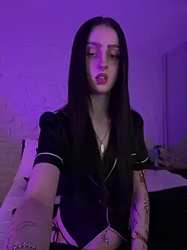 Snapshot of bellaxlauren chatting on 2, 2, 2026 bellaxlauren online show from 2, 2, 2026