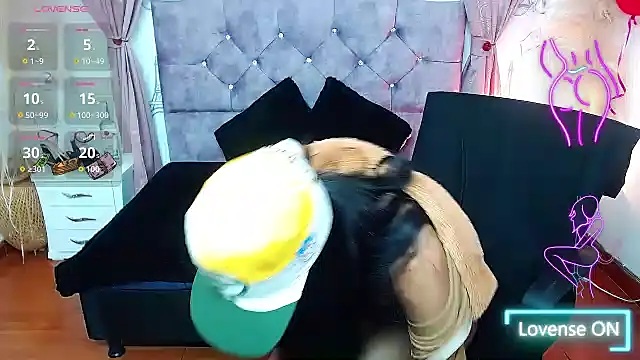 Esmeralda-18 online show from 8, 3, 2026