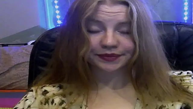 Space Girls 699 online show from 12, 2, 2026