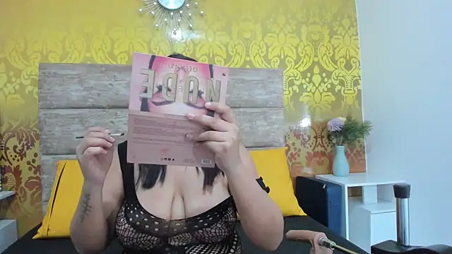 elianacollins23 online show from 10, 2, 2026