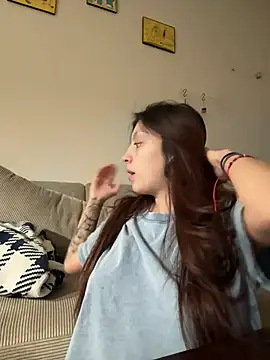 Snapshot of Mandygonewild chatting on 4, 2, 2026 Mandygonewild online show from 4, 2, 2026