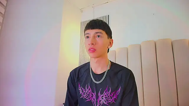 lian cameron online show from 27, 4, 2026