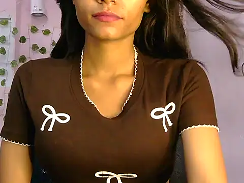 Snapshot of angelpriya_ chatting on 5, 5, 2026 angelpriya online show from 5, 5, 2026