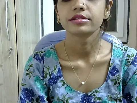 Kulsum S online show from 27, 3, 2026
