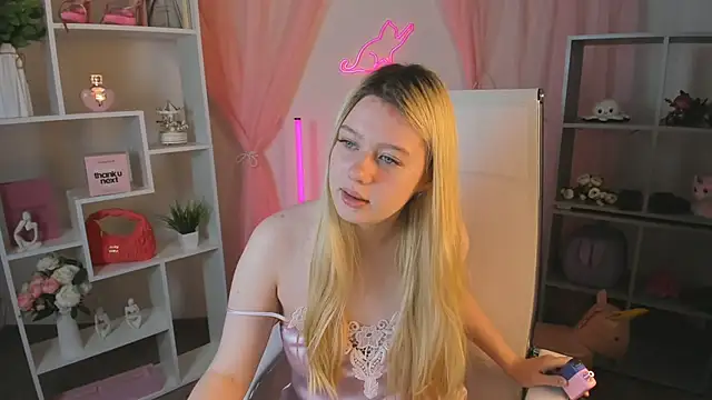 CelestineMauriac online show from 25, 4, 2026