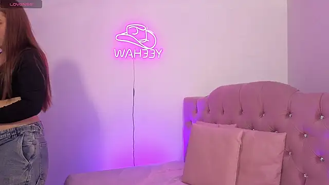 SABRIINA TAY online show from 28, 4, 2026