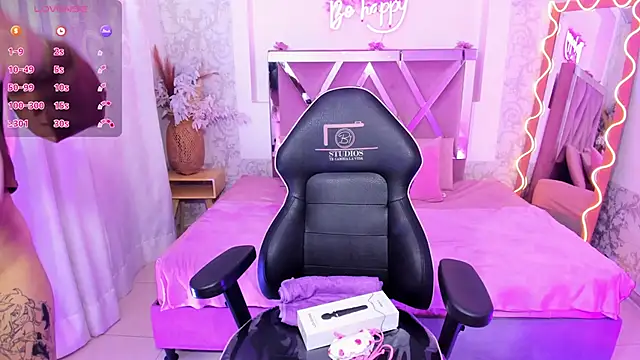 JENNA TAY1 online show from 17, 4, 2026