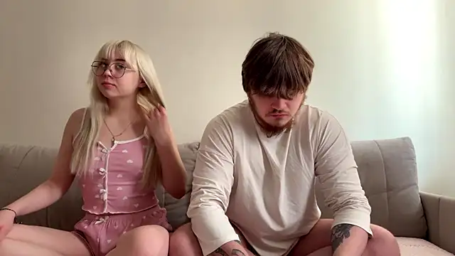 Cloud duo online show from 12, 3, 2026