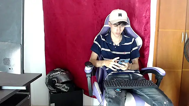 Johnny cagee  online show from 1, 3, 2026