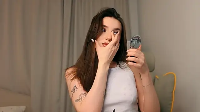 ssandralovin online show from 23, 4, 2026