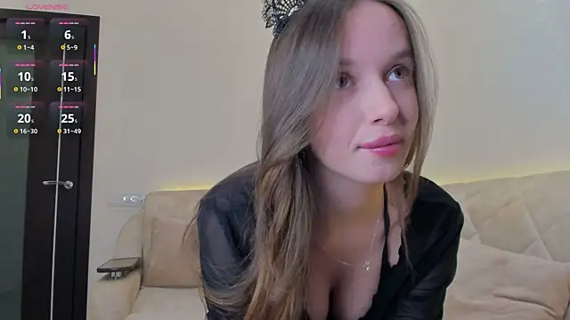 Snapshot of SweetSolana chatting on 15, 6, 2026 SweetSolana online show from 15, 6, 2026