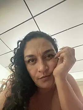 Rosalinda 77 online show from 5, 7, 2026