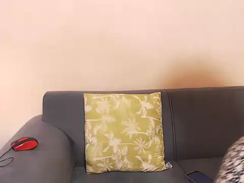 Thique Dollxx online show from 8, 2, 2026