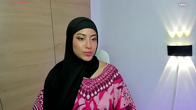 LAY LA  online show from 24, 2, 2026