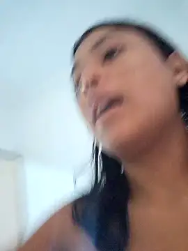 Layla em online show from 27, 2, 2026