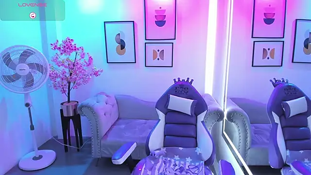 Victoria  doll online show from 28, 4, 2026