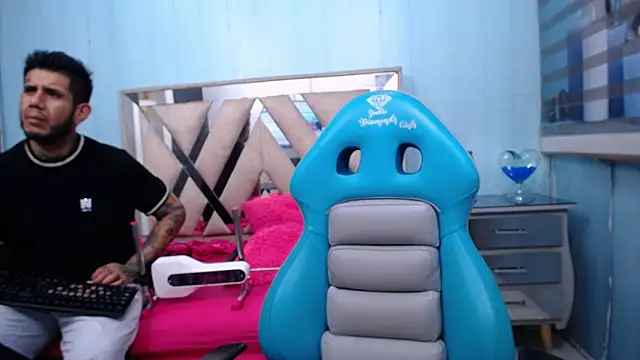 allison max tattoo online show from 8, 2, 2026