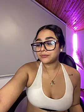 Violetta pinkk1 online show from 6, 3, 2026