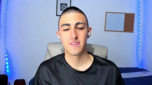 babyted272 online show from 24, 4, 2026