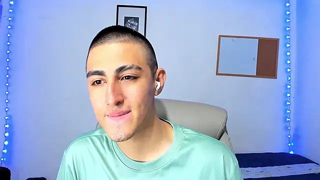 babyted272 online show from 25, 4, 2026