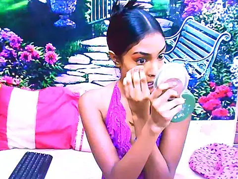 IndianPretty14u2Luv online show from 18, 4, 2026