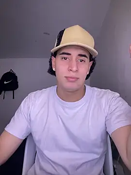 Maximuz1920 online show from 4, 6, 2026