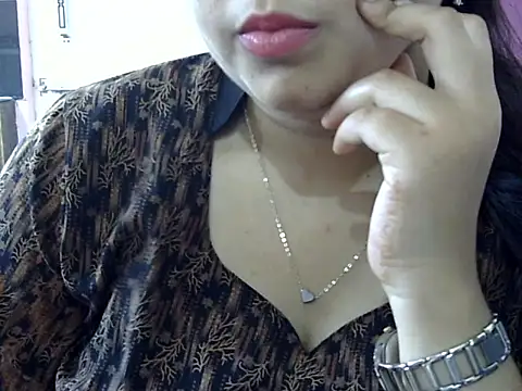 Cute Aliyaa online show from 23, 4, 2026