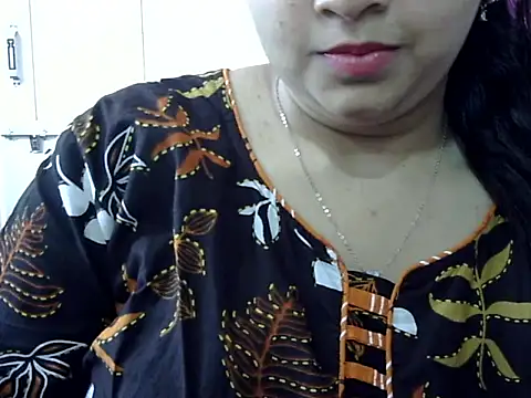 Cute Aliyaa online show from 24, 4, 2026