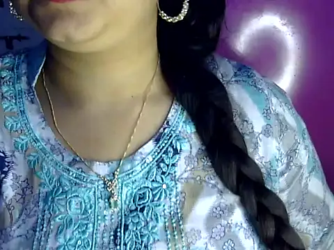 Cute Aliyaa online show from 28, 7, 2026