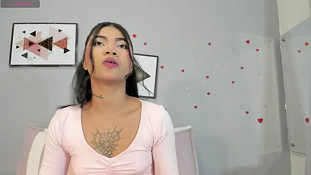 PauleteW10 online show from 23, 4, 2026