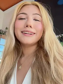 Isa cortes  online show from 26, 4, 2026