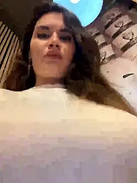 TattooGirlAlia online show from 14, 1, 2026