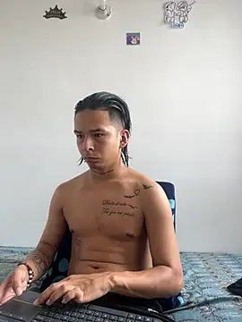 bliinkii and luka  online show from 21, 4, 2026