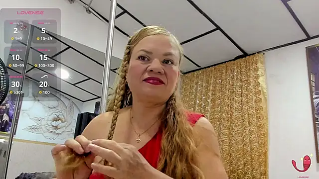 alicee  mature online show from 5, 4, 2026