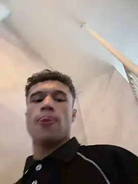 Snapshot of Dominik_Souza chatting on 30, 7, 2026 Dominik Souza online show from 30, 7, 2026