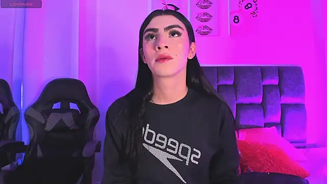 Isabella Moon9 online show from 19, 4, 2026