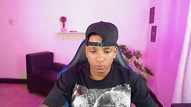 ostinn18 online show from 10, 3, 2026