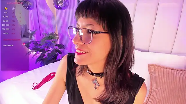 ViolettaColinss online show from 27, 2, 2026