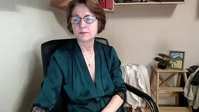 katemodel online show from 10, 5, 2026