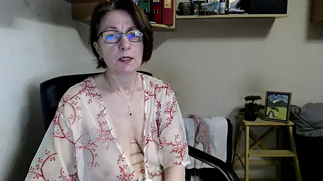 katemodel online show from 26, 6, 2026