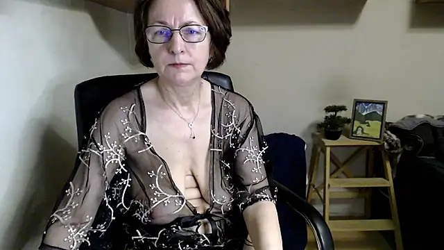 katemodel online show from 30, 6, 2026
