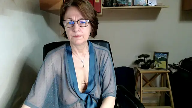 katemodel online show from 8, 7, 2026